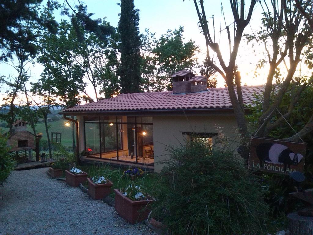Agriturismo La Terra Valiano Экстерьер фото